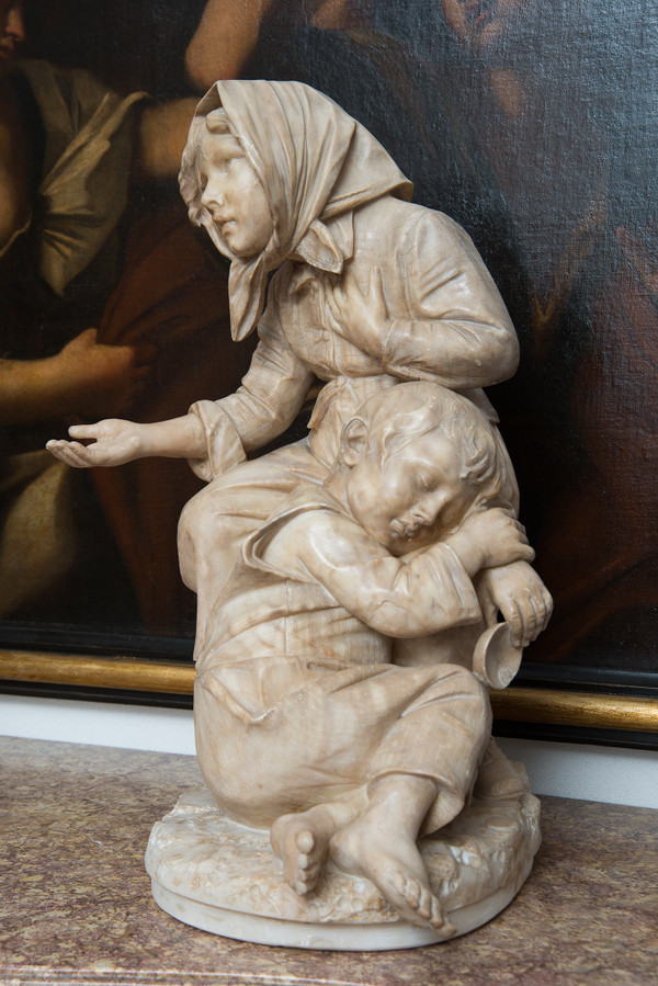 Sculpture Ancienne En Albâtre Représentant Les Enfants Mendiants Florence 19ème Siècle.