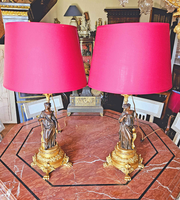 Henri Picard Pair of Lamps "aux Vestales" Gilt and Patinated Bronze Signed