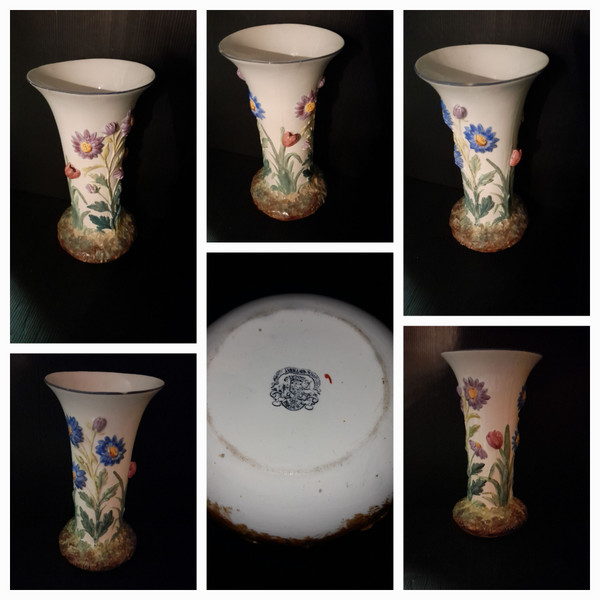 Manufacture  J. Vieillard & Cie Bordeaux Vase en relief