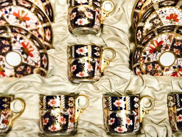 Royal Crown Derby Kaffee-/Mokka-Servicebox aus Porzellan 