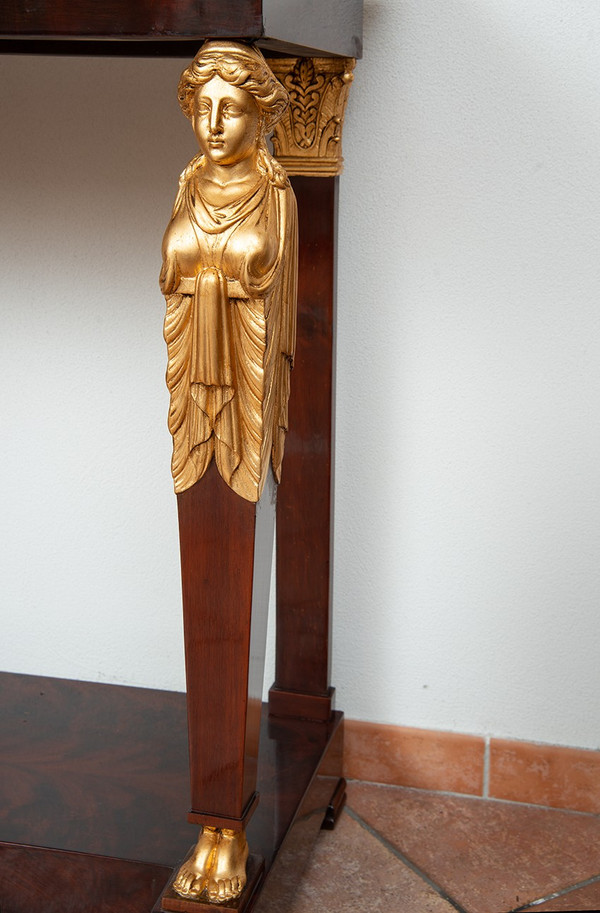 Vecchia consolle Impero Francese appartenente al periodo Consolare degli inizi del XIX secolo.