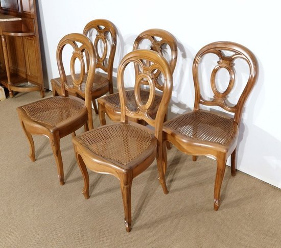  Set of 5 solid walnut chairs in the Louis XV style, Napoleon III period - Mid-19th century