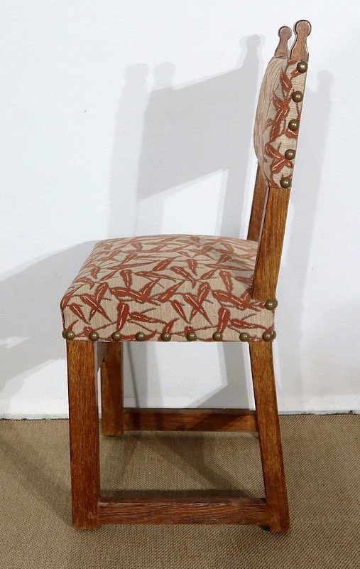  Suite di quattro sedie in rovere in stile monastico - Inizio XX secolo
