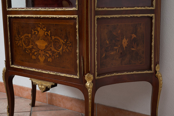 Vitrine Ancienne Française d'époque Napoléon III d'époque 19siècle.