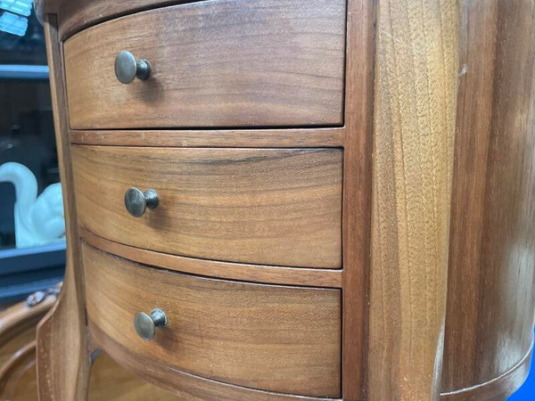Paire de tables de chevets de style Louis XV - Transition en noyer 