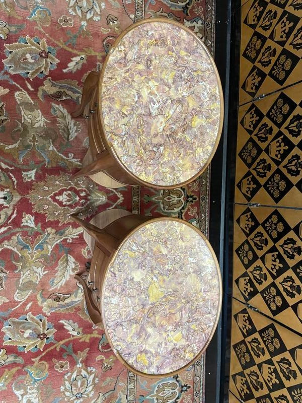 Paire de tables de chevets de style Louis XV - Transition en noyer 