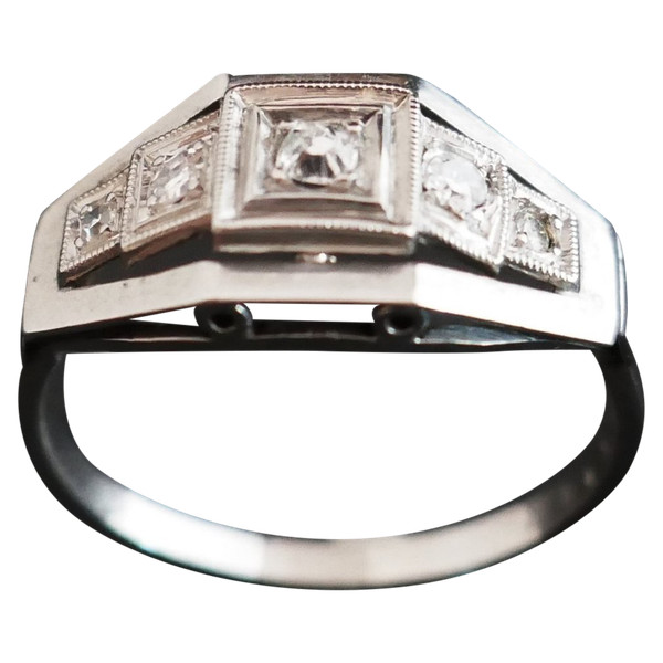 Art-Deco-Ring, verziert mit 5 Diamanten, 18 Karat Gold und Platin.