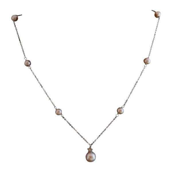 Perlen- und Diamanthalskette, 18 Karat Weißgold.