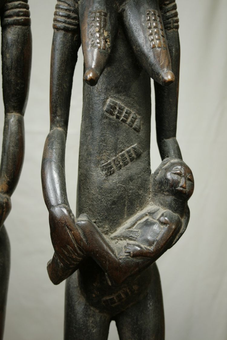 Couple of Baule statues, Ivory Coast.