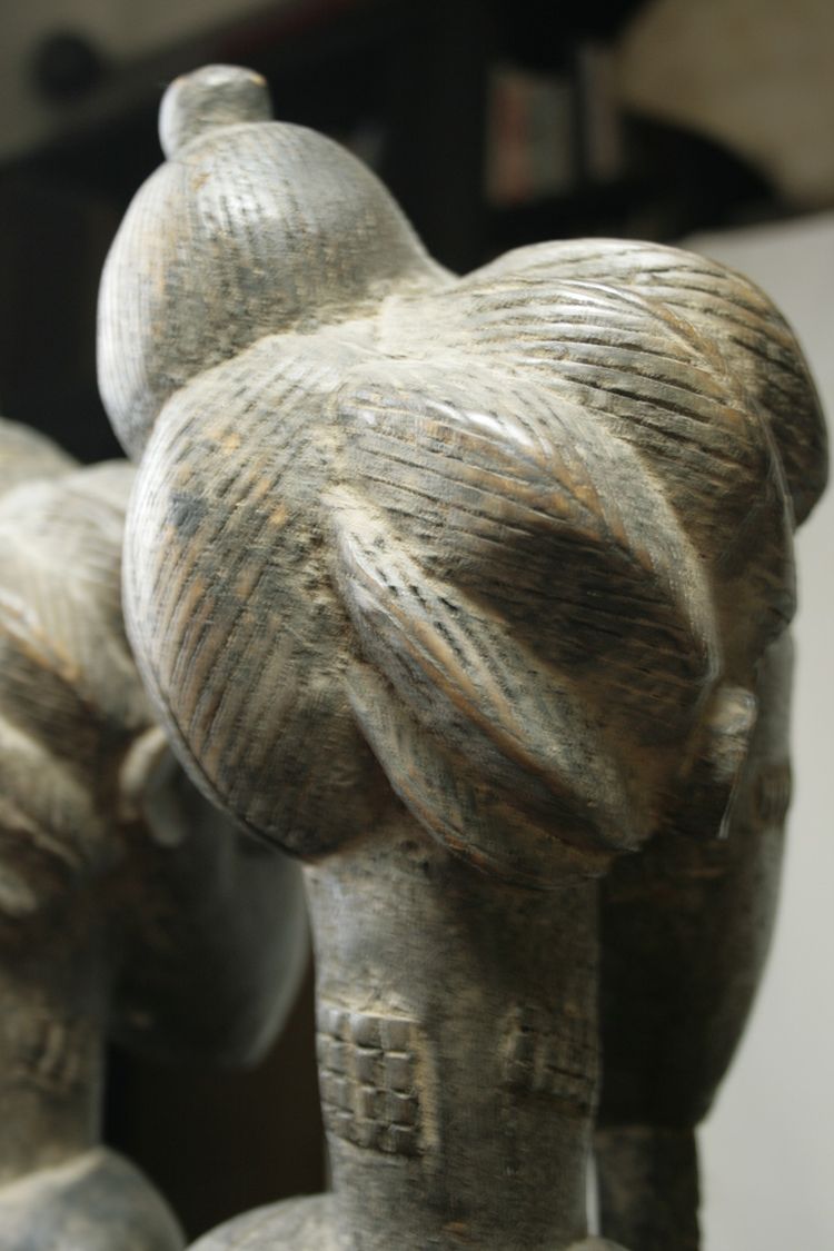 Couple of Baule statues, Ivory Coast.