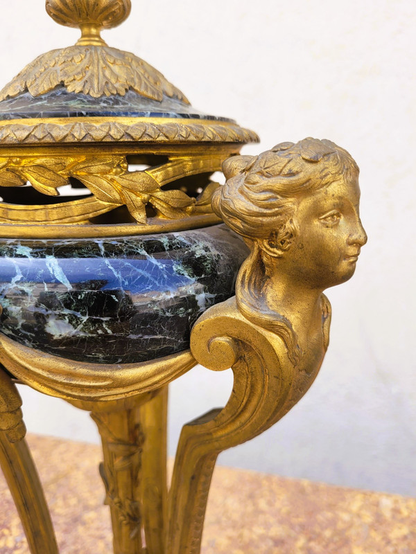 Coppia di cassette in marmo e bronzo, XIX secolo