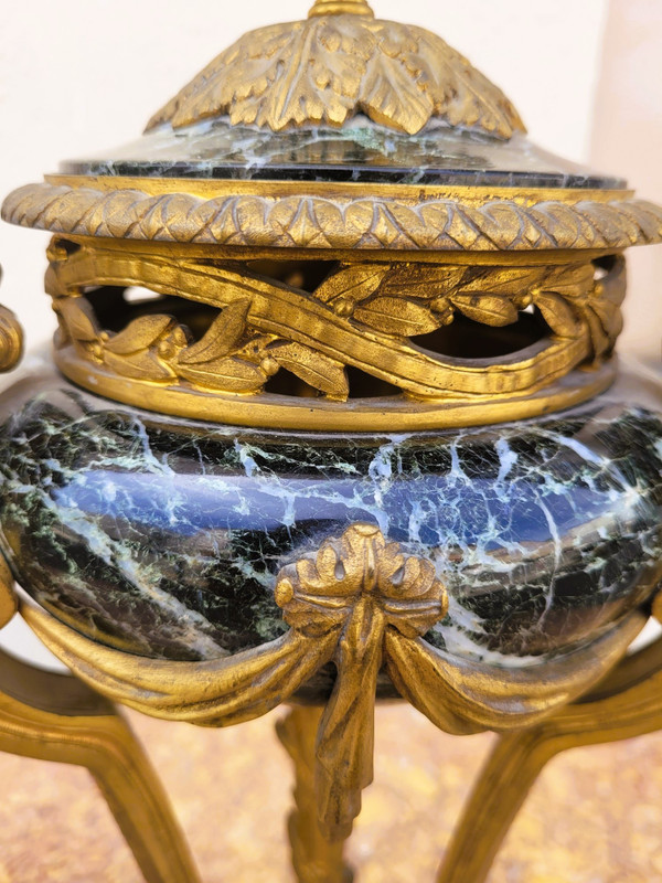 Coppia di cassette in marmo e bronzo, XIX secolo