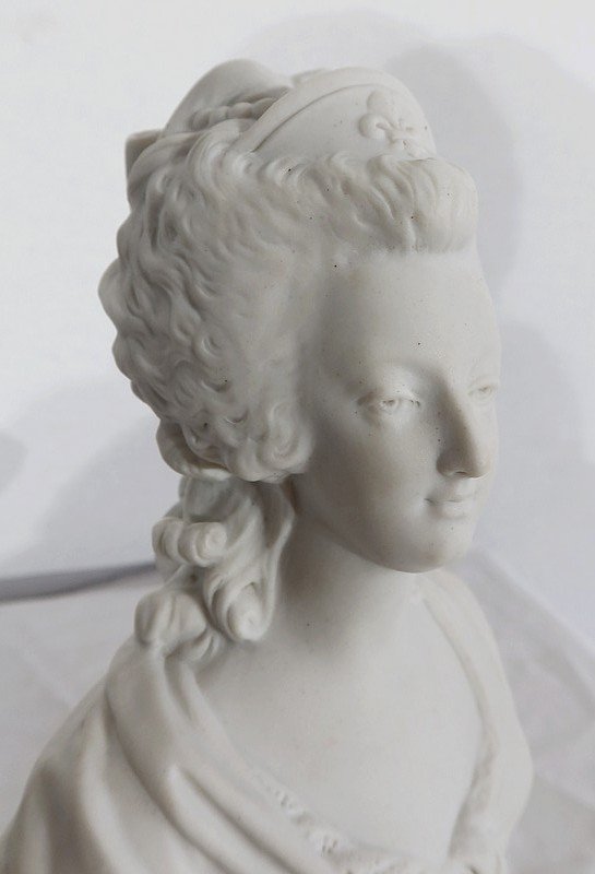 Busto in biscotto di Maria Antonietta - Fine XIX secolo