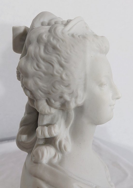 Busto in biscotto di Maria Antonietta - Fine XIX secolo