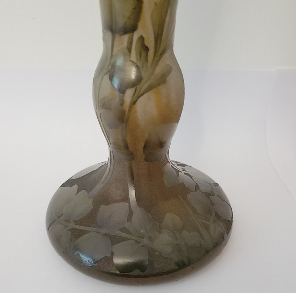Vase DAUM émaillé à décor de cardamines des près et Lierre vers 1910