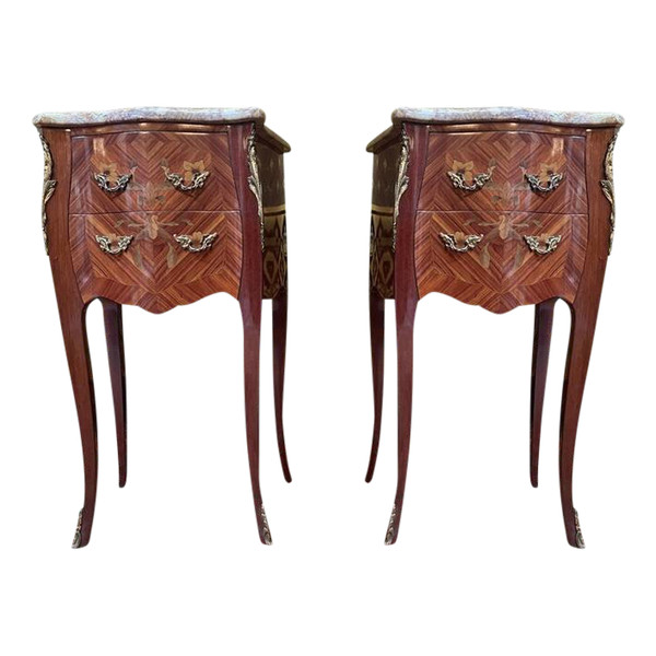Paire de tables de chevets de style Louis XV/Transition en marqueterie 