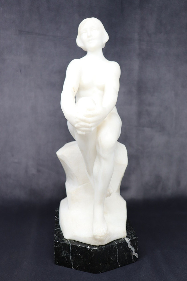 Sculpture Art Déco en Marbre Blanc, 1920s