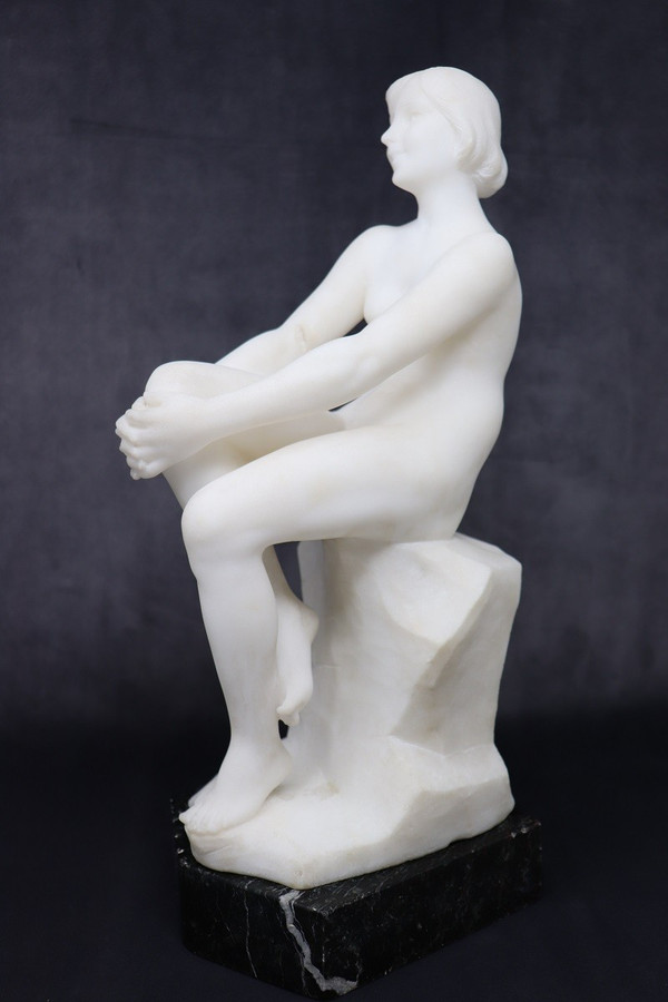 Sculpture Art Déco en Marbre Blanc, 1920s