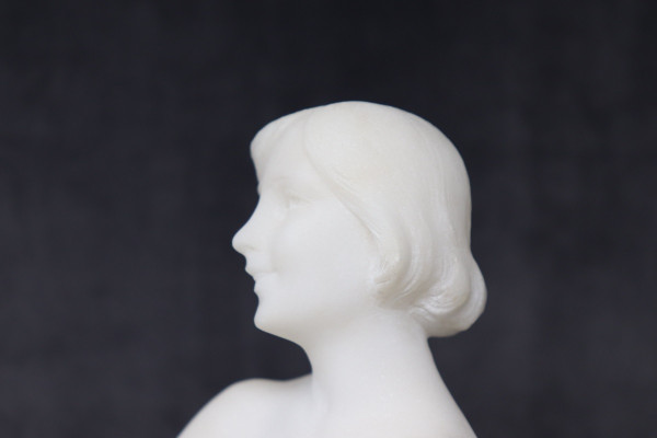 Sculpture Art Déco en Marbre Blanc, 1920s