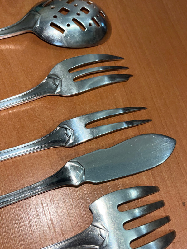 Christofle Chevron Art Deco hors d'oeuvres set