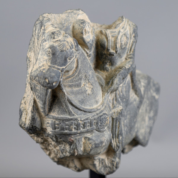 Mann auf Pferd &#40;Fragment&#41; - Gandhara