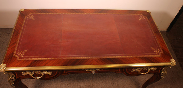 Bureau Plat De Style Louis XV En Bois De Rose