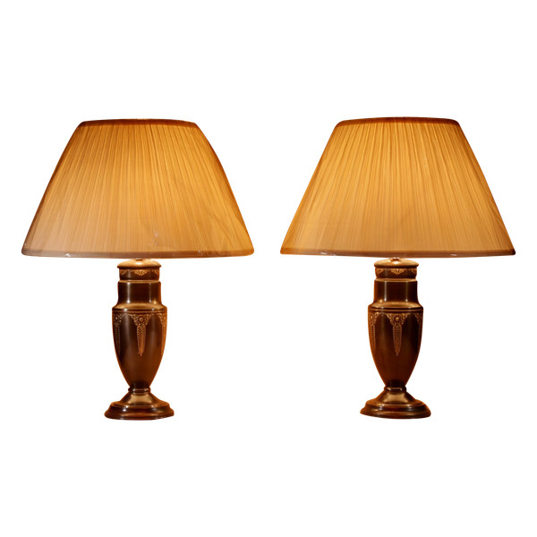 Elegantissima lampada da tavolo olandese in stile Art Nouveau/Art Déco in ottone patinato e lucidato