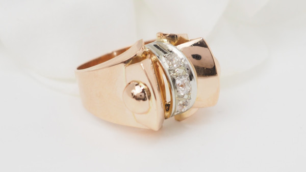 Anello Tank in oro rosa e diamanti
