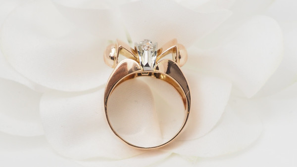Anello Tank in oro rosa e diamanti