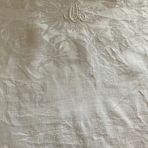 Series of 8 vintage napkins in pure Napoleon III and Art-Deco thread