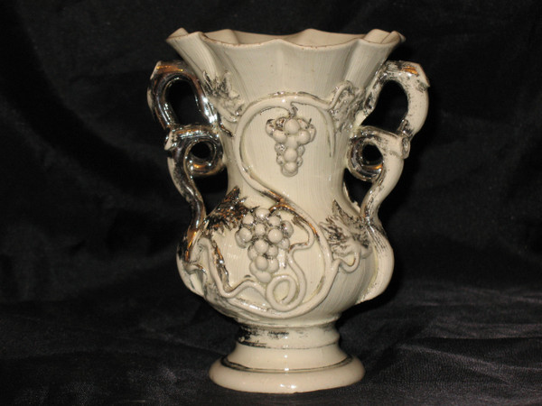 Langeais earthenware vase decorated with bunches of grapes signed C.B. 19th century period
