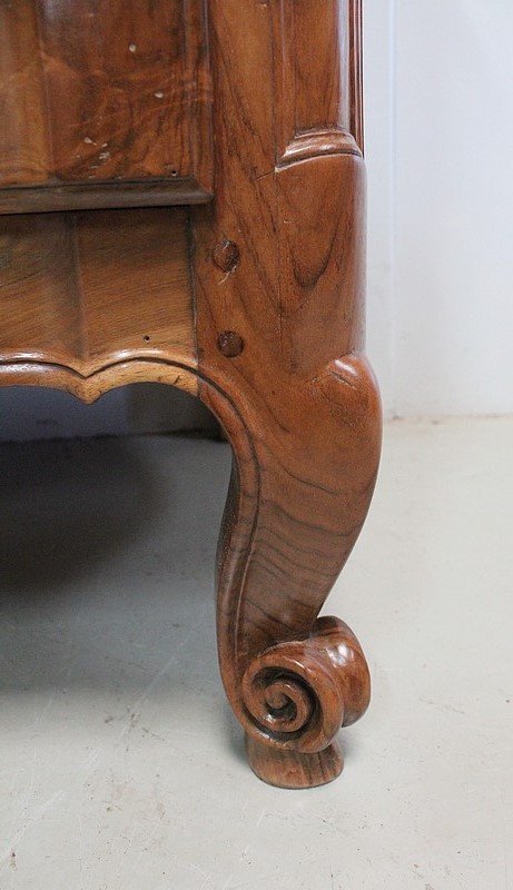 Crossbow Commode in Solid Blond Walnut, Transition Period Louis XV - Louis XVI - XVIIIth