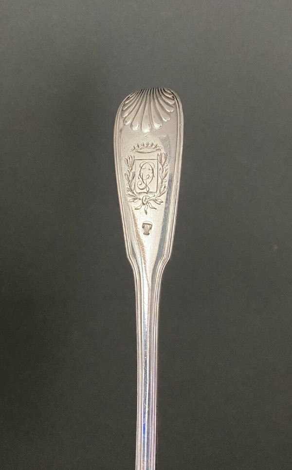 Solid silver stew spoon, 18th century shell model with coat of arms