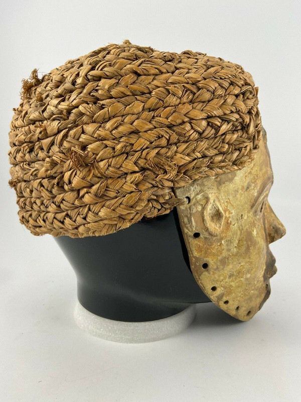 Maschera in legno intagliato e vimini intrecciato 1930 Africa bella patina