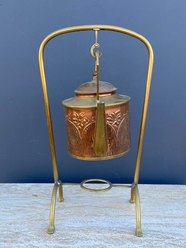 Samovar Art Nouveau Arts and Crafts 1900 laiton et cuivre