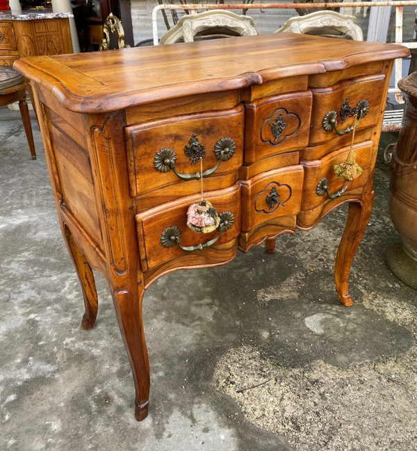 Commode rustique De Style Louis XV En Noyer Massif, Vallée Du Rhône, XXème Siècle