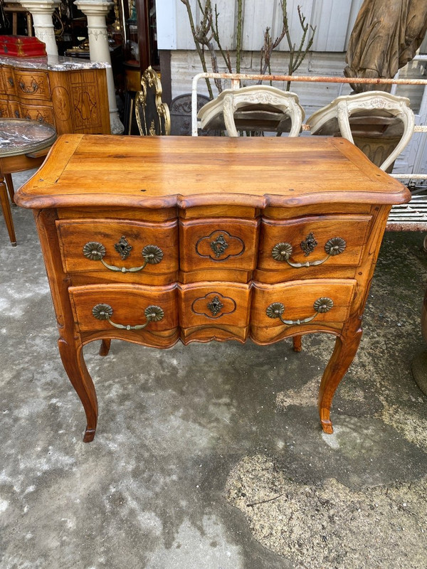 Commode rustique De Style Louis XV En Noyer Massif, Vallée Du Rhône, XXème Siècle