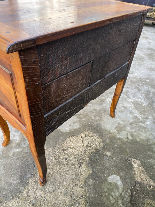 Commode rustique De Style Louis XV En Noyer Massif, Vallée Du Rhône, XXème Siècle