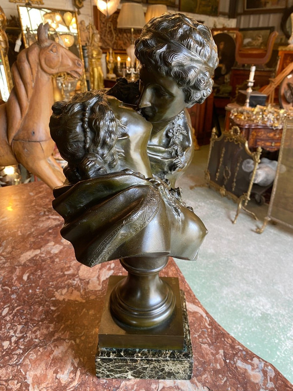 19th Century Bronze Sculpture Representing "The Kiss" After Jean Antoine Houdon (1741-1828)