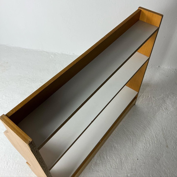 Duo di mensole di Charlotte Perriand