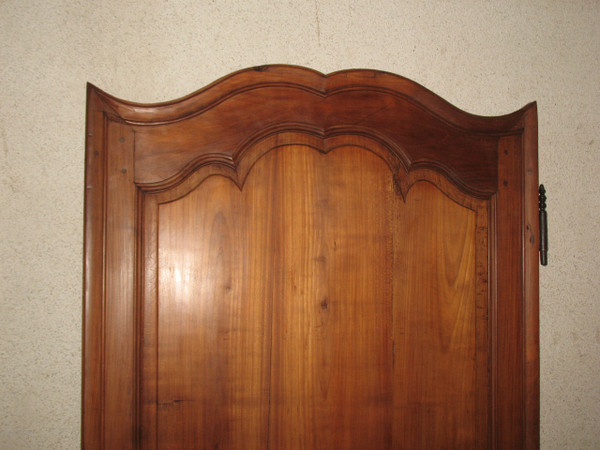 Porta in legno modanato in stile Luigi XIV in ciliegio, fine XVIII secolo 