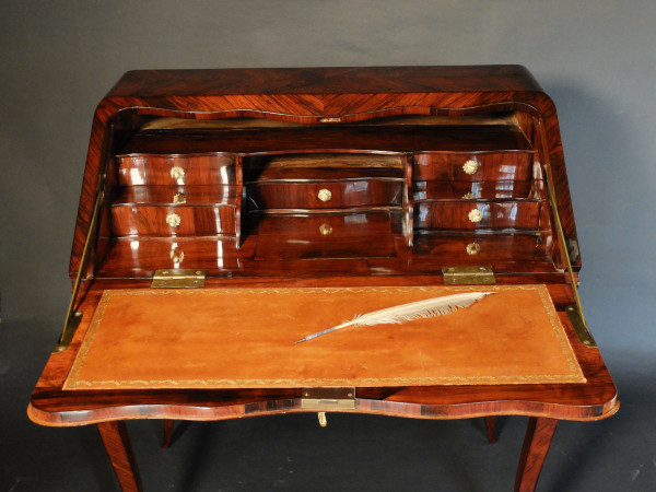 Bureau de pente d'époque Louis XV