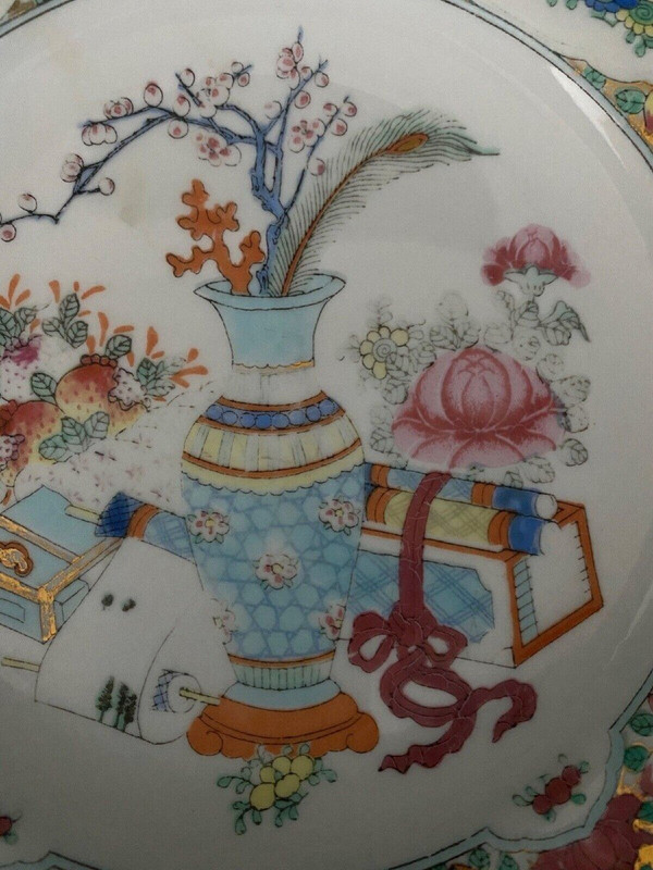 Piatto piano Cina 1900 timbro rosso decoro floreale