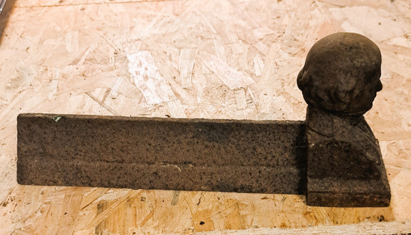 Coppia di alari da camino busto di Béranger del XIX secolo