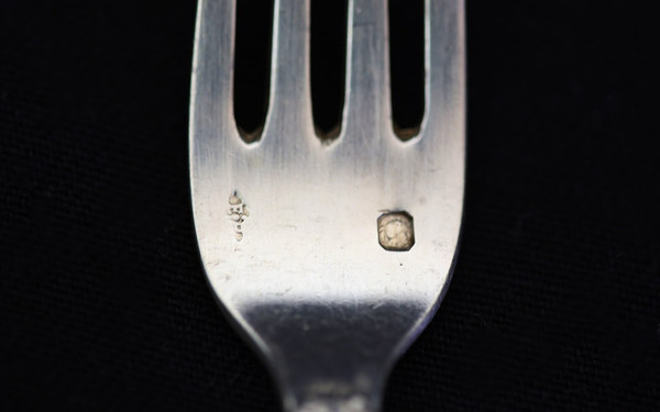 Servizio da dessert in argento massiccio 6 coltelli + 6 forchette XIX secolo