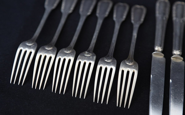 Servizio da dessert in argento massiccio 6 coltelli + 6 forchette XIX secolo