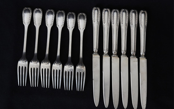 Servizio da dessert in argento massiccio 6 coltelli + 6 forchette XIX secolo