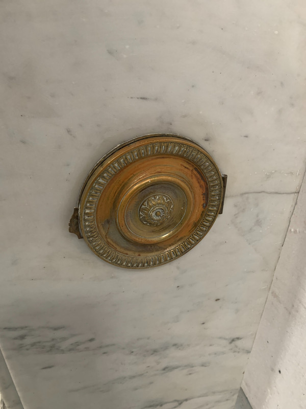 Cheminée De Style Louis XVI En Marbre Blanc Veiné De Carrare XIX Siècle