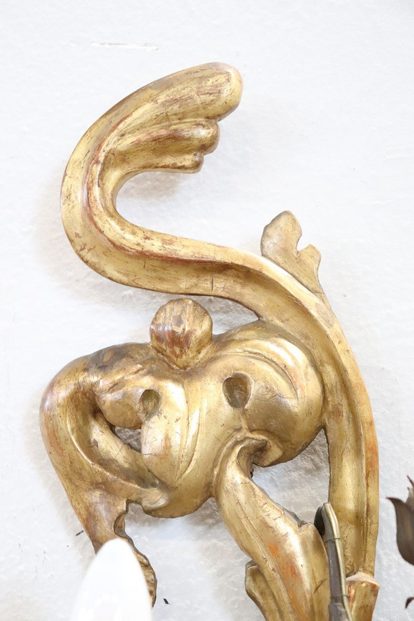 Applique in legno dorato 3 luci