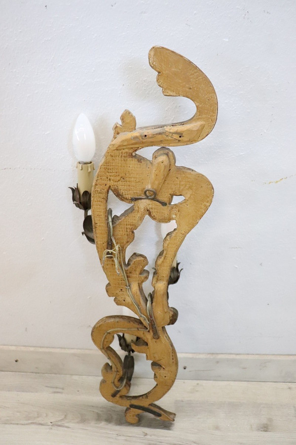 Applique in legno dorato 3 luci